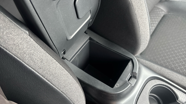 Nissan Juke 1.6 Hybrid N-Connecta 5dr Auto Hybrid Hatchback